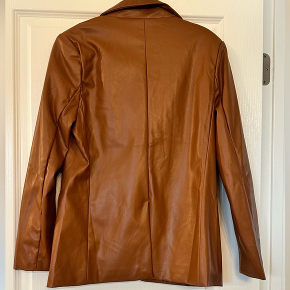 NWT - Love Tree Women's Brown Faux Leather Blazer - Picture 4 of 4